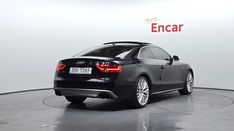 Audi S5
