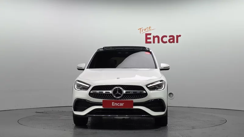 Mercedes-Benz GLA-Class