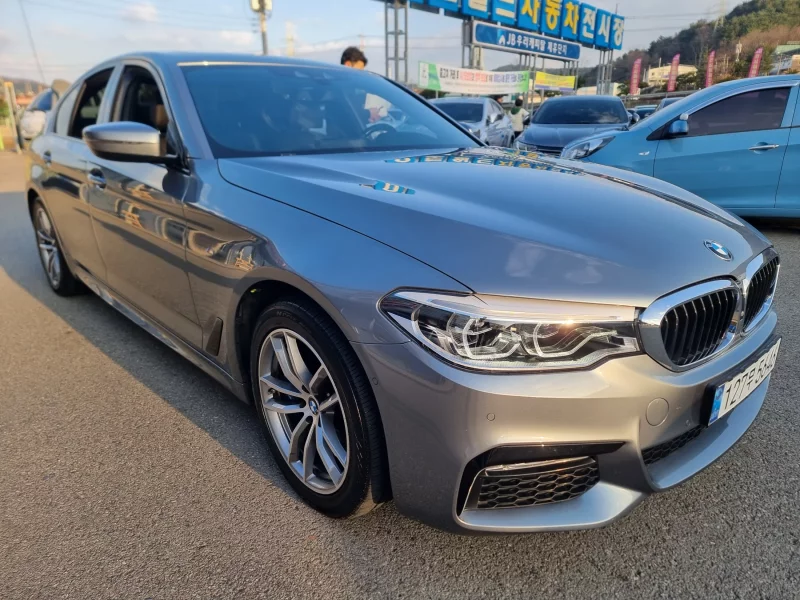 BMW 5-Series