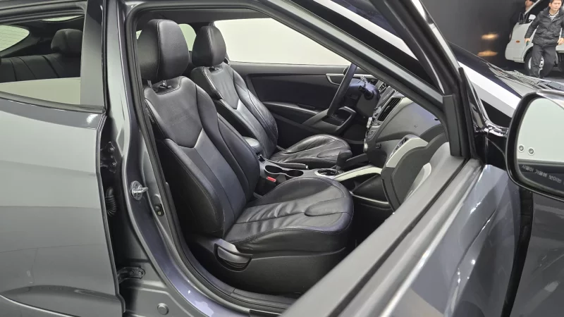 Hyundai Veloster
