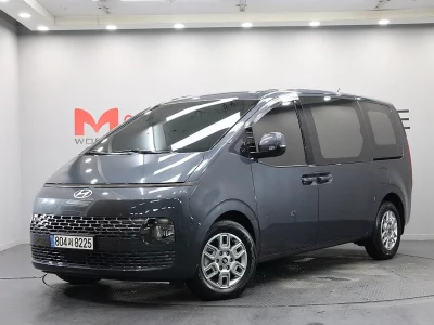 Hyundai Staria