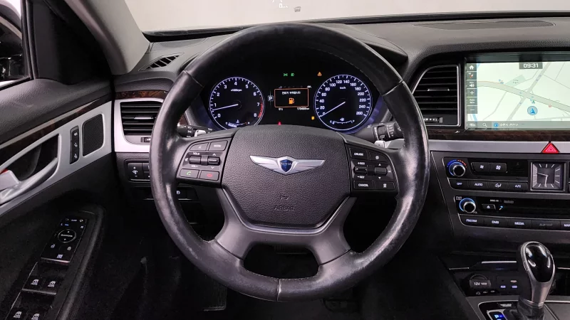 Hyundai Genesis