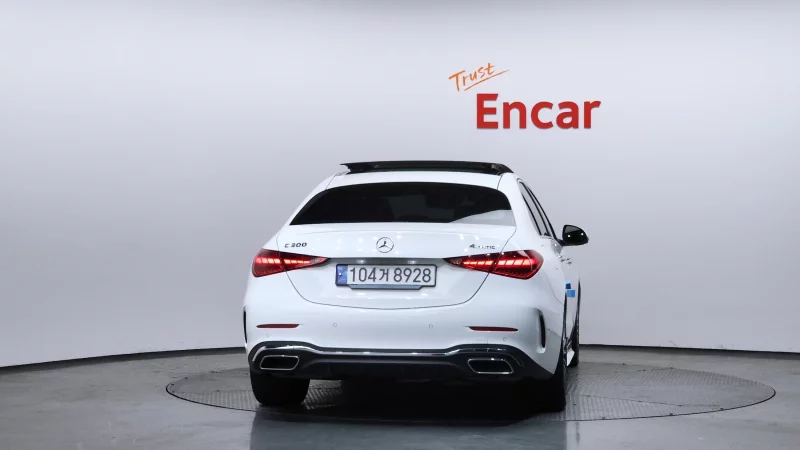 Mercedes-Benz C-Class