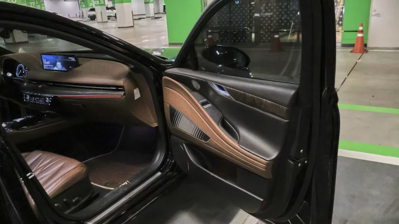 Genesis Electrified G80