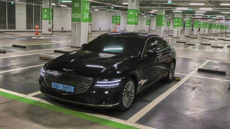 Genesis Electrified G80