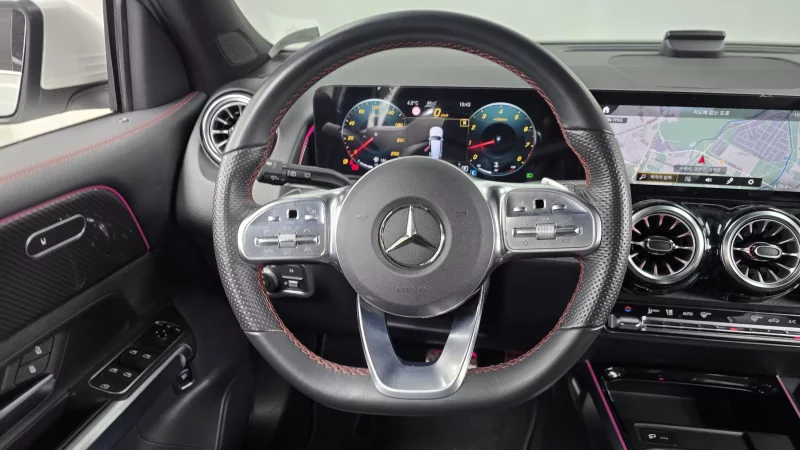 Mercedes-Benz GLB-Class