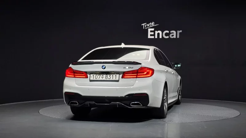BMW 5-Series