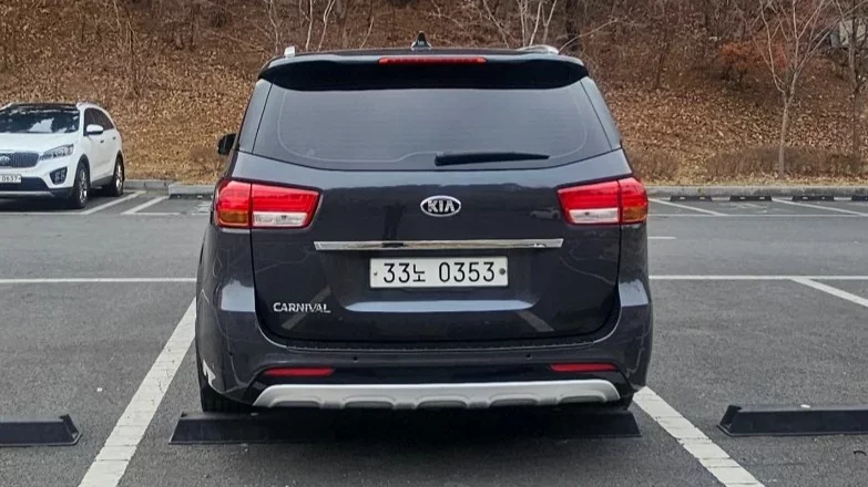 Kia Carnival