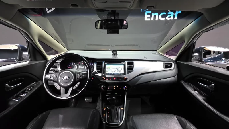 Kia Carens