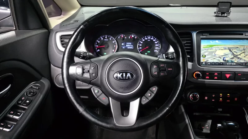 Kia Carens