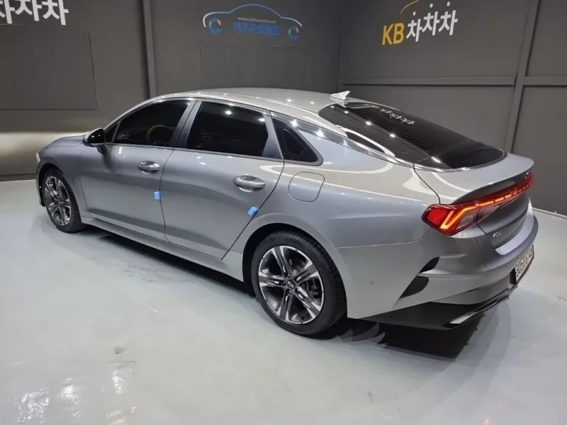 Kia K5