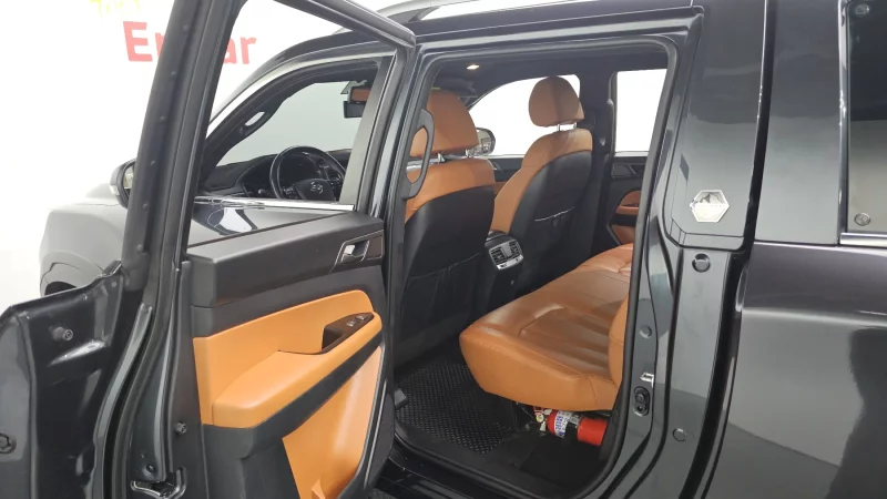 SsangYong Rexton Sports Khan