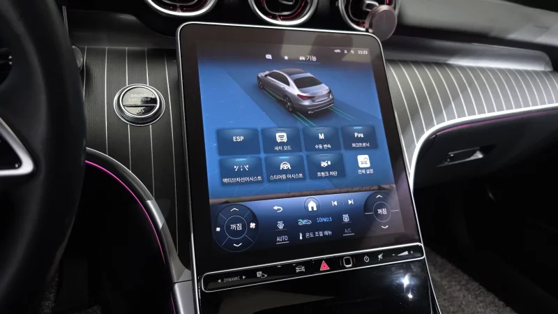 Mercedes-Benz C-Class