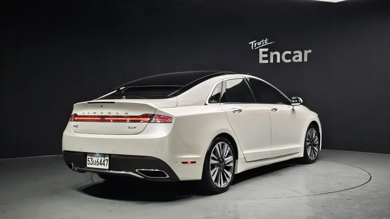 Lincoln MKZ
