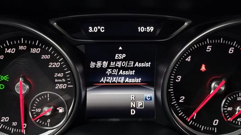 Mercedes-Benz GLA-Class