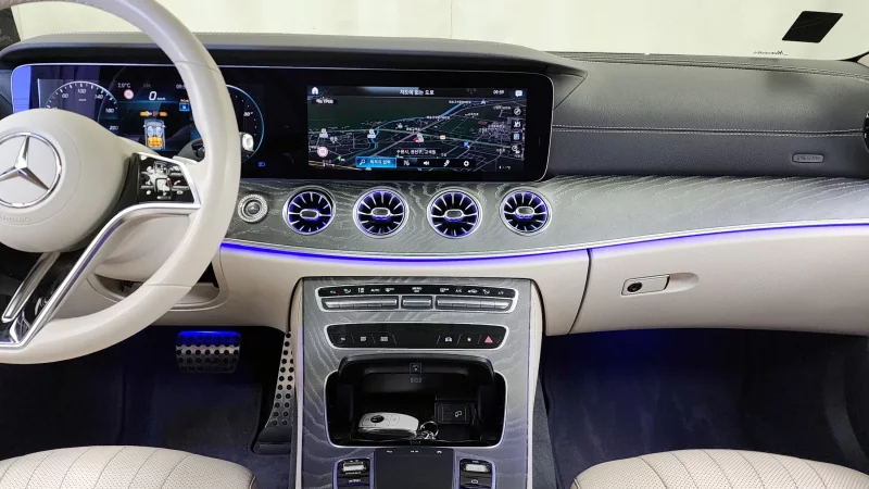 Mercedes-Benz CLS-Class