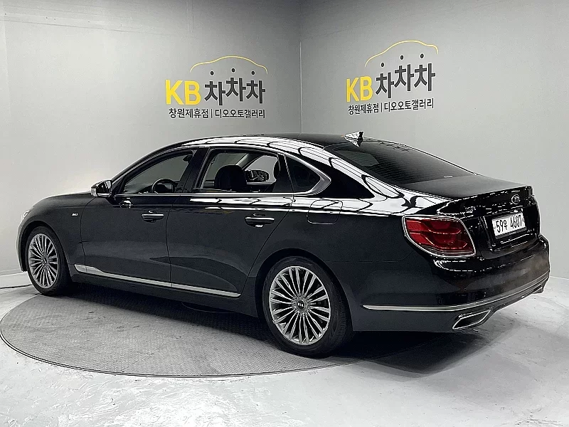 Kia K9