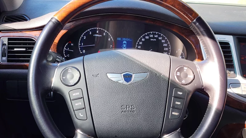 Hyundai Genesis