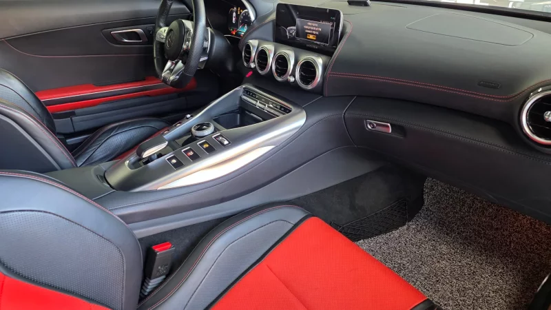 Mercedes-Benz AMG GT