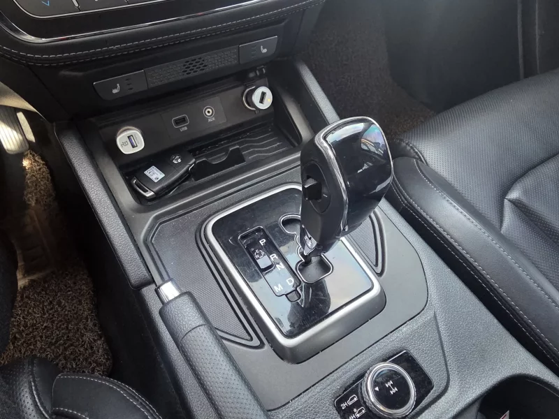 SsangYong Rexton Sports