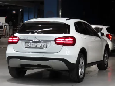 Mercedes-Benz GLA-Class