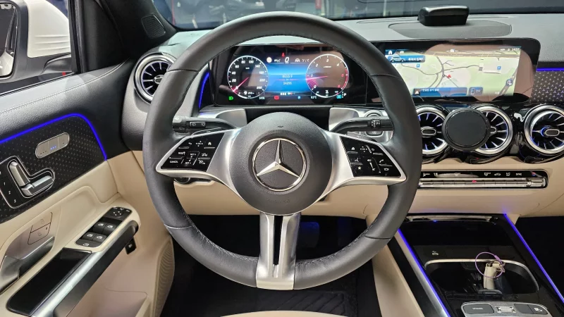 Mercedes-Benz GLB-Class