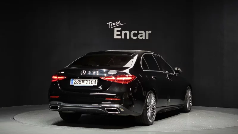 Mercedes-Benz C-Class