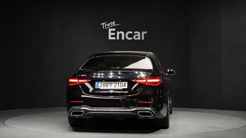 Mercedes-Benz C-Class