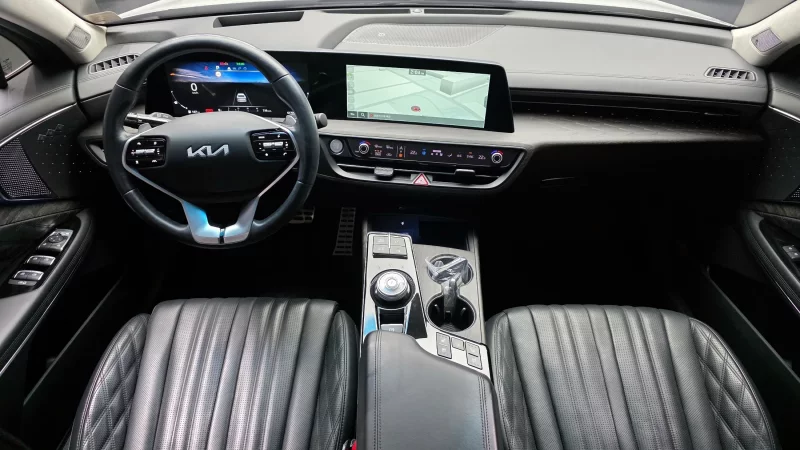 Kia K8