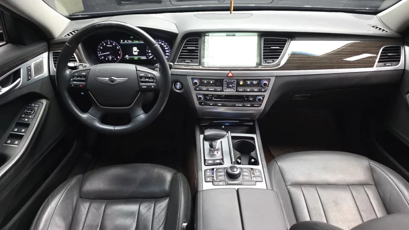 Genesis G80