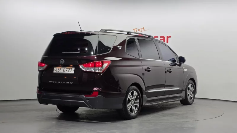 SsangYong Korando Turismo