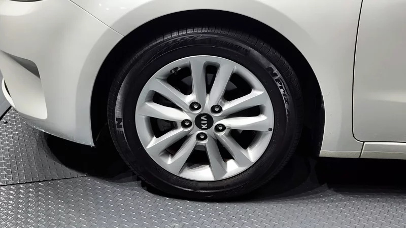 Kia K3
