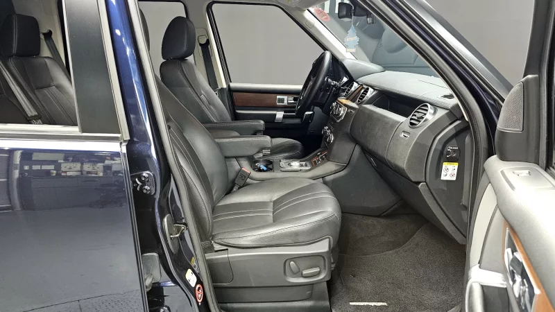 Land Rover DISCOVERY