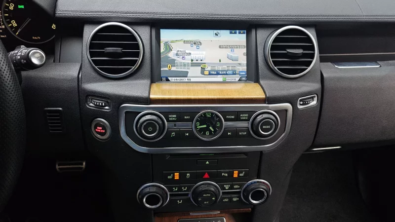 Land Rover DISCOVERY