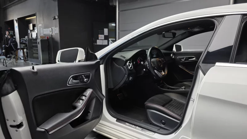 Mercedes-Benz CLA-Class