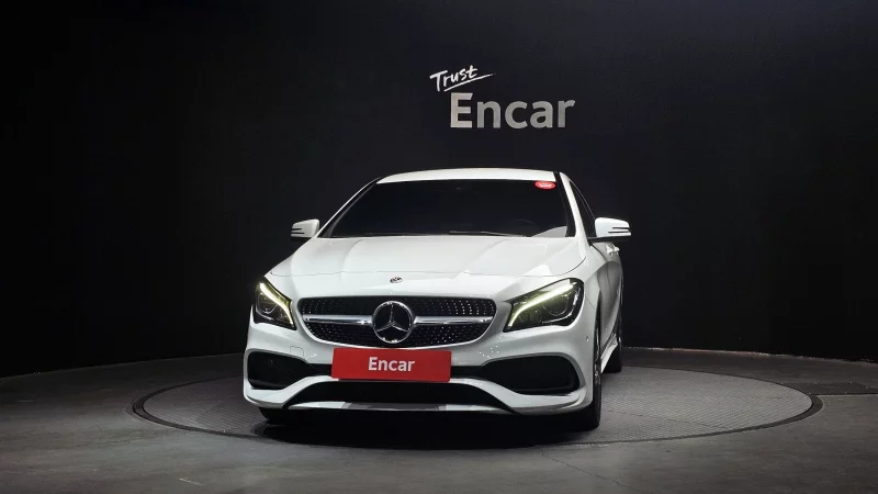 Mercedes-Benz CLA-Class