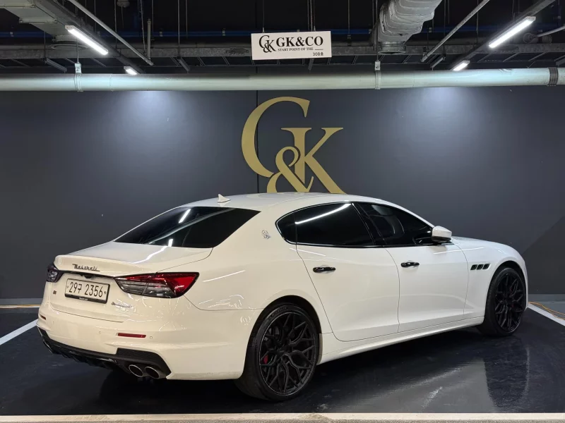 Maserati QUATTROPORTE