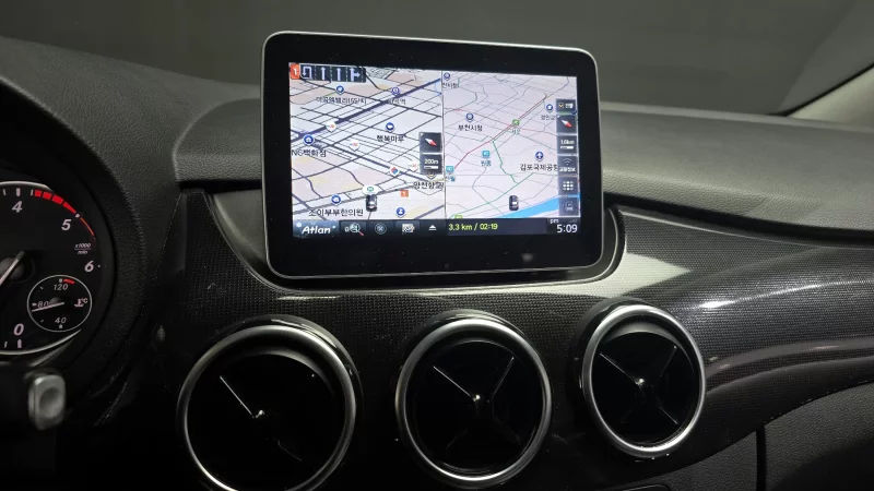 Mercedes-Benz B-Class