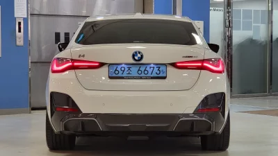 BMW i4