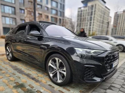 Audi Q8