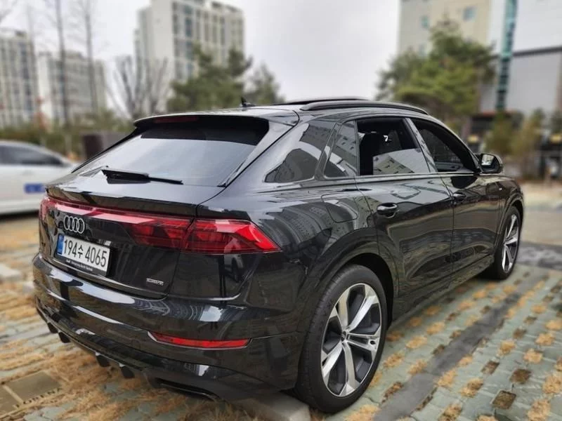 Audi Q8
