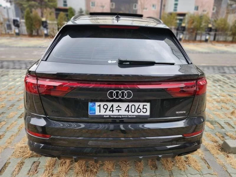 Audi Q8
