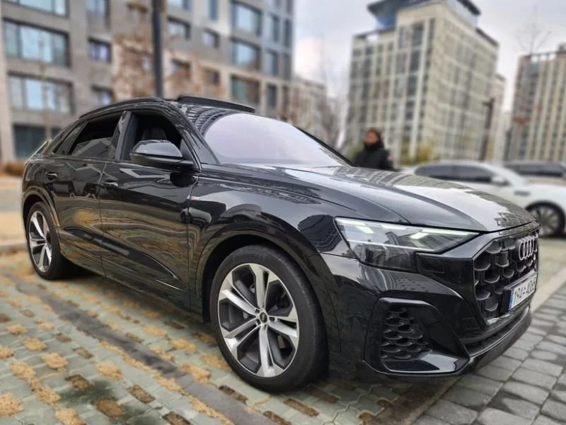 Audi Q8
