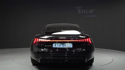 Audi E-TRON GT