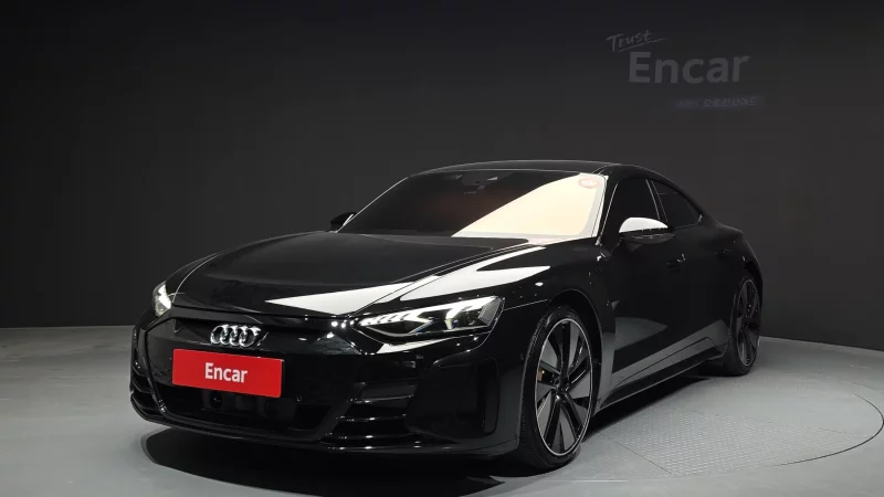 Audi E-TRON GT