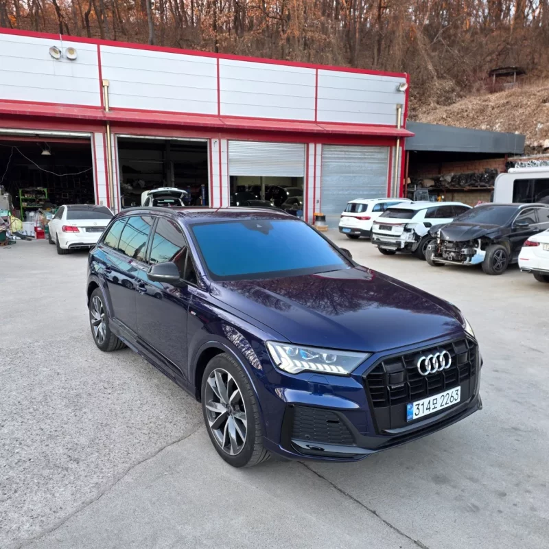 Audi Q7