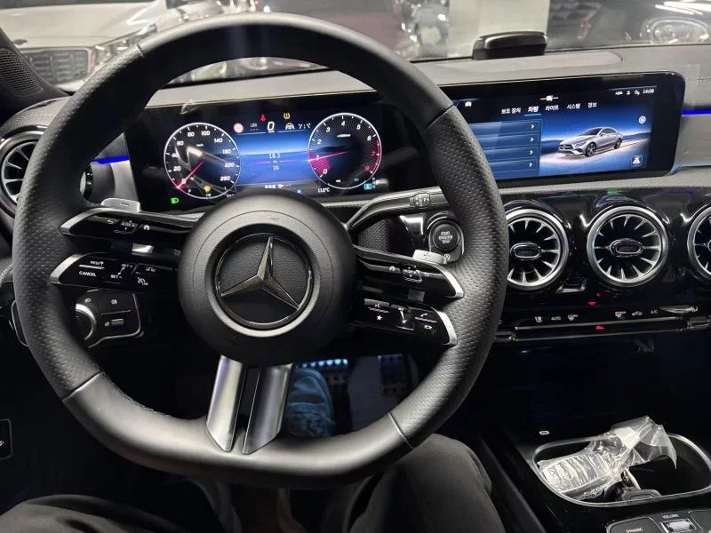 Mercedes-Benz CLA-Class