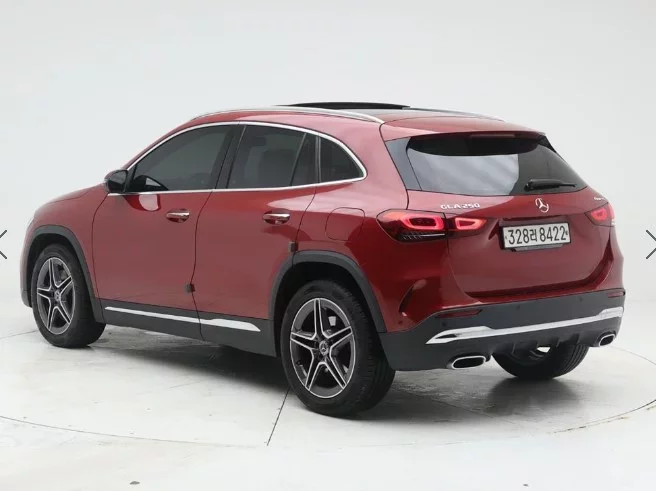 Mercedes-Benz GLA-Class