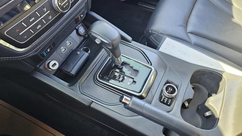 SsangYong Rexton Sports