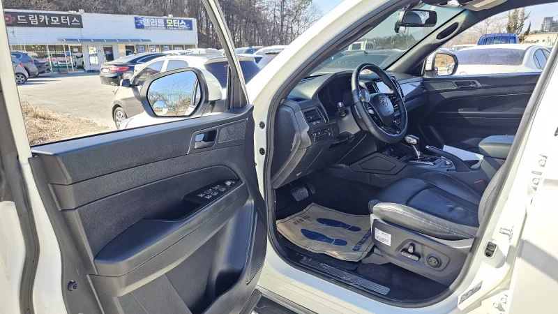 SsangYong Rexton Sports